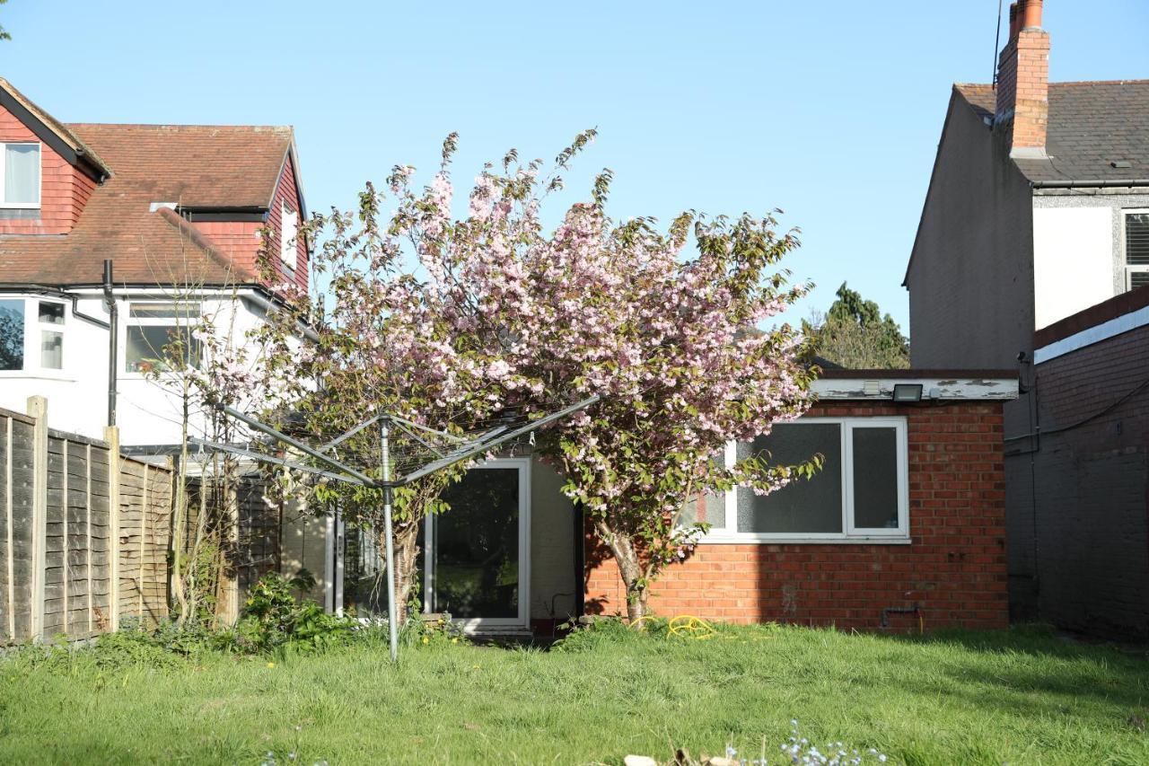 Cosy 3-Bed Bungalow Nec Airport Close To Amenities Birmingham Zewnętrze zdjęcie